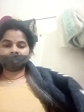 JULEE-740's cam snapshot