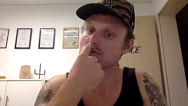 Kingmangy's cam snapshot