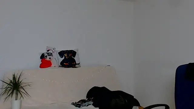 ZeinMiracles's cam snapshot