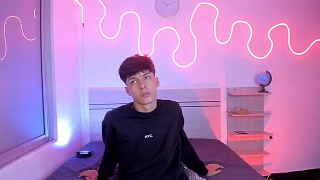 luccas_ferreira's cam snapshot