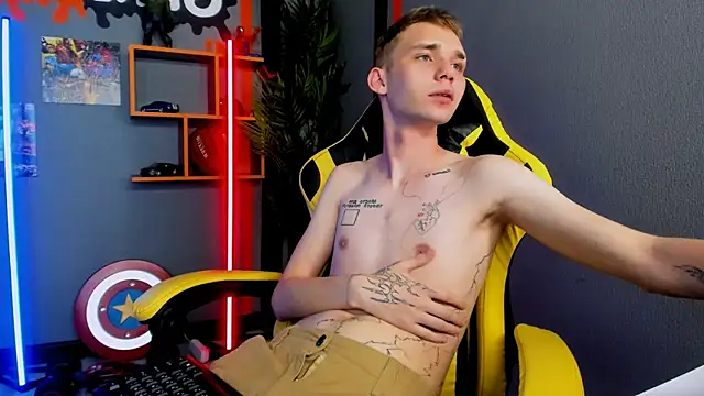 TimBlaks's cam snapshot