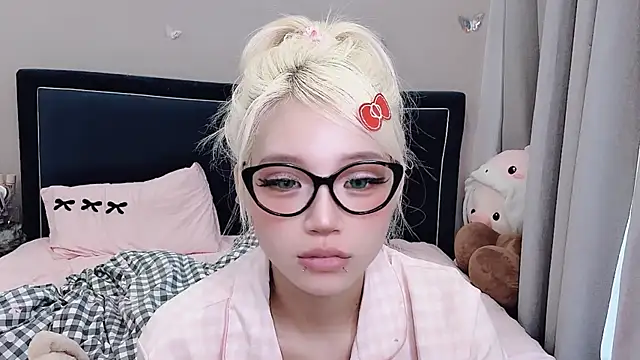 _Gwendolyn_'s cam snapshot