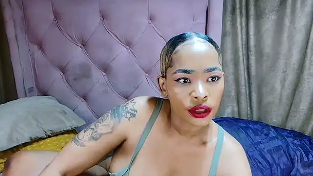 AFRICANGODDESSXXX's cam snapshot