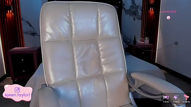 Jeen_Taylor's cam snapshot