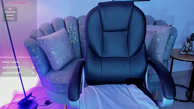 issi_loren's cam snapshot