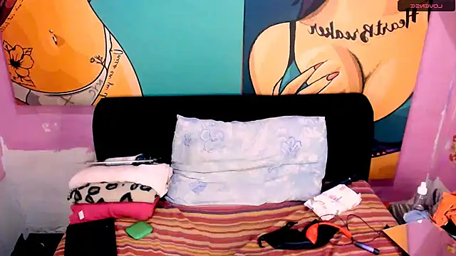 EroticDesiresxxx's cam snapshot