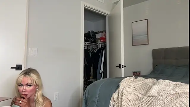 ElenaErickson's cam snapshot