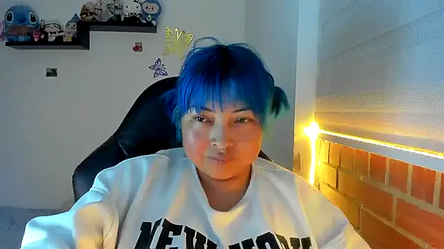 Shaddycute_'s cam snapshot