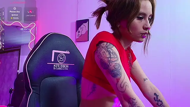 ALASKA_TAY's cam snapshot