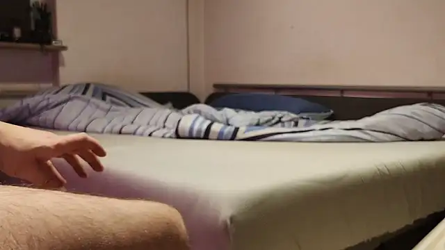 Alphapimmelchen live sex cam