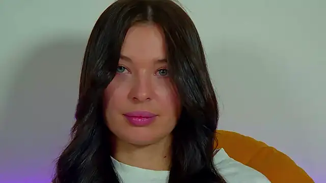 AlexandraBloom's cam snapshot