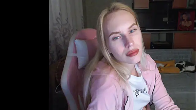 Elsa_Li's cam snapshot