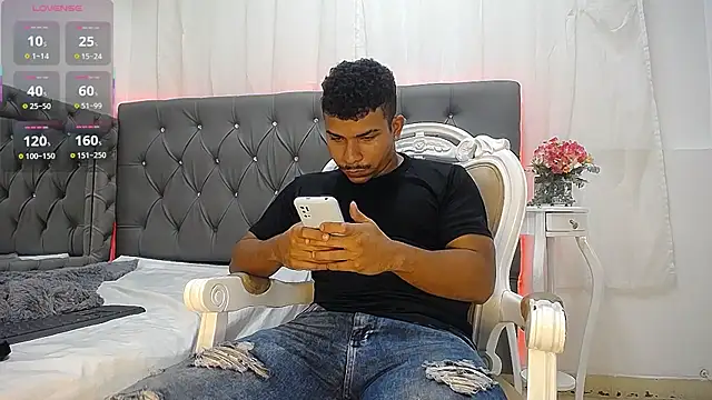 Javier_Hot27_'s cam snapshot