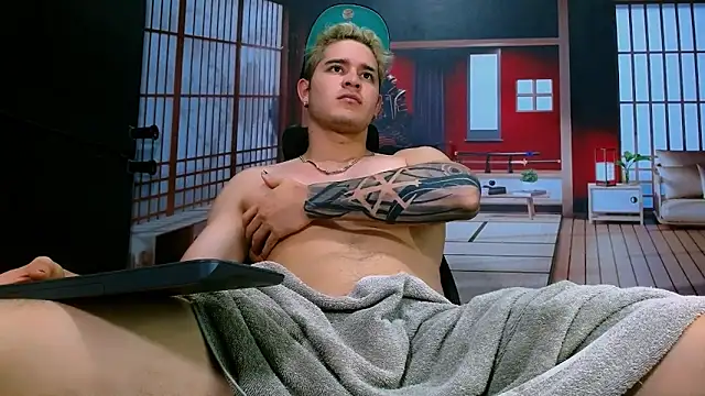 AlexPiersss's cam snapshot