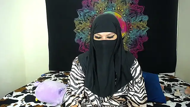 evelyn__salah's cam snapshot