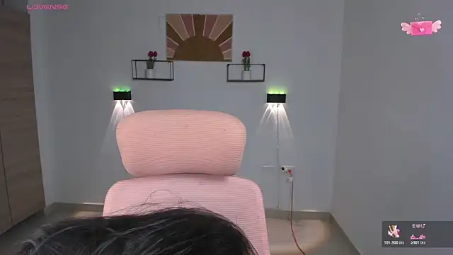 emily_villamil's cam snapshot