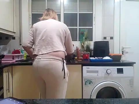 Roousse08's cam snapshot