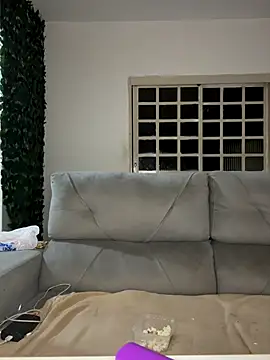 Chloe_Leaozinho's cam snapshot