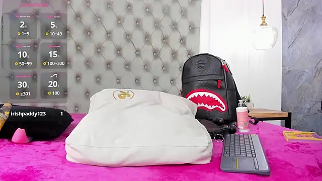 aaliyah_beller's cam snapshot