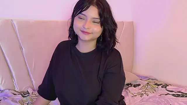 elines_'s cam snapshot