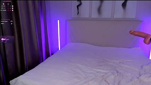 EmmaBarbs's cam snapshot