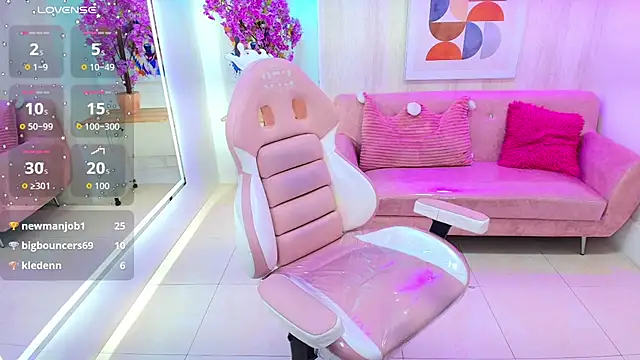 Tiara_rr's cam snapshot