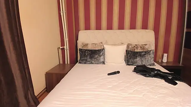 AshPage's cam snapshot