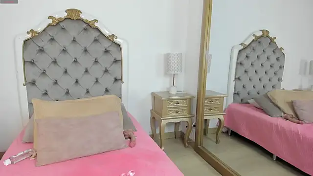 mary_joseph's cam snapshot