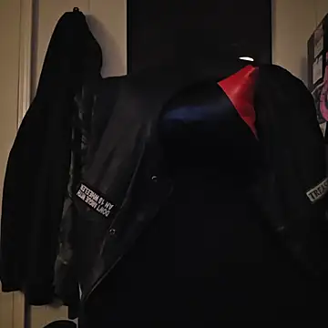 KrazyLegz's cam snapshot