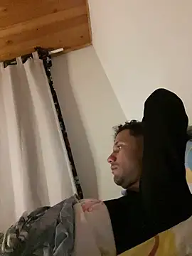 Michaell_Spinelly's cam snapshot