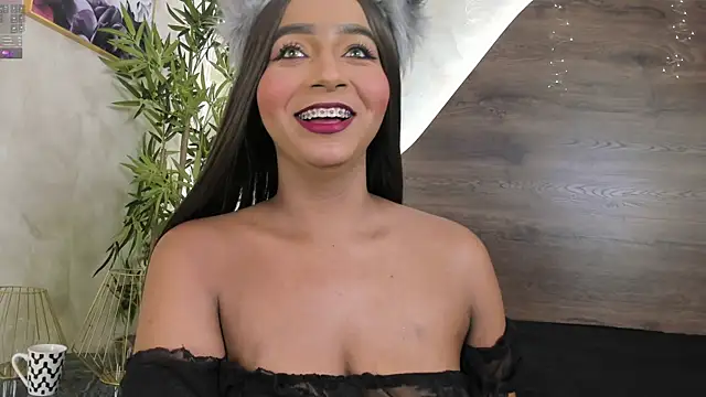 mia_lacy_'s cam snapshot