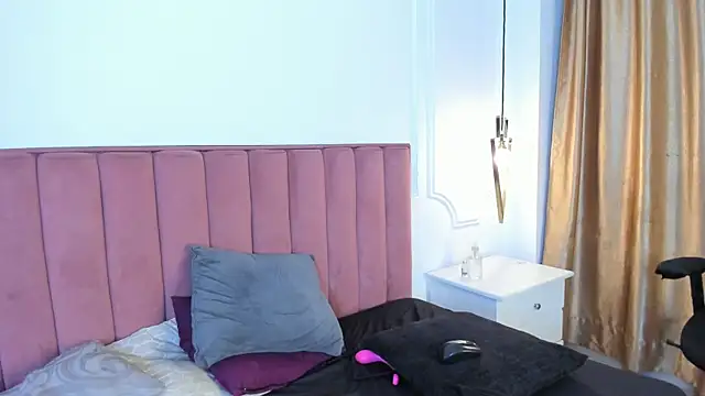 Celina_Kyle1's cam snapshot