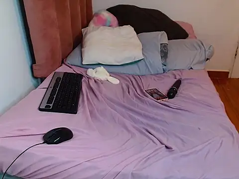 CocoTempt's cam snapshot