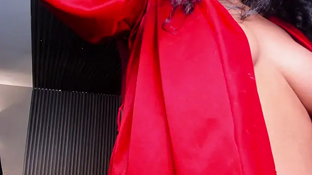 magic_marg's cam snapshot