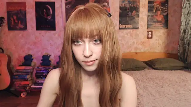 Friendly_Ellie's cam snapshot