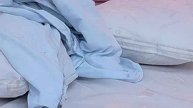 Beautifulskinny18's cam snapshot