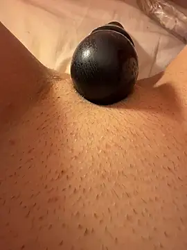 Irresistible_Ella20's cam snapshot