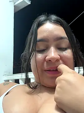 Pretty_Isadora's cam snapshot