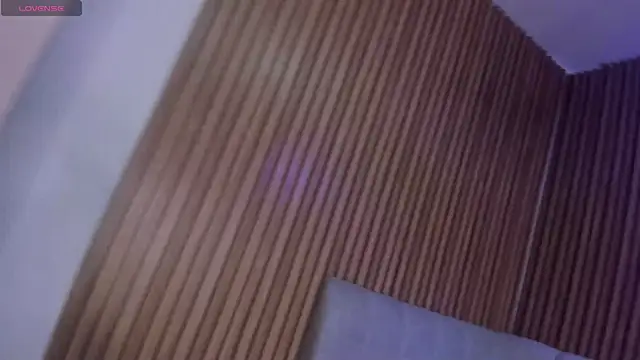 celeste_jhons's cam snapshot