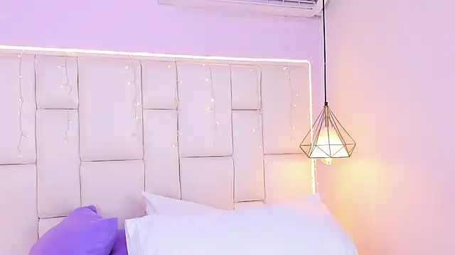 EmmaHolter's cam snapshot