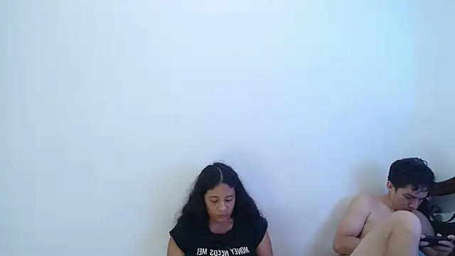 Aria_Arthur's cam snapshot