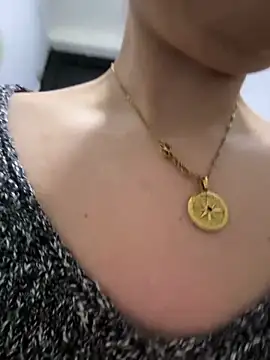 Zyrella's cam snapshot