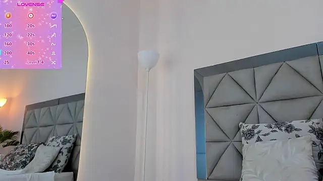 kylie_reyes's cam snapshot