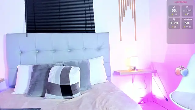 _aithanaa_'s cam snapshot