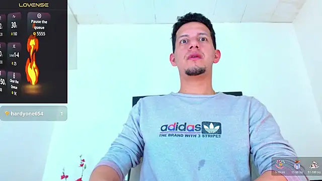 kevin__fox_'s cam snapshot