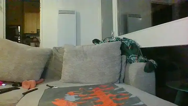 SpicyyyAngel's cam snapshot