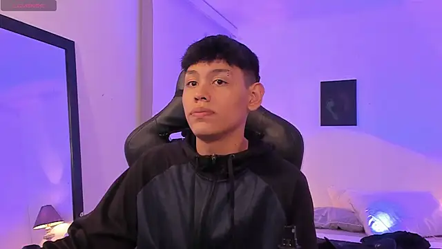 zeus_blaze's cam snapshot