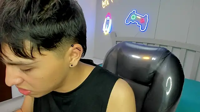 StiwenTwink's cam snapshot