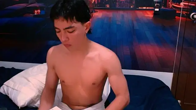 RomeoMillerr's cam snapshot