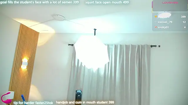 lilyth_adam's cam snapshot